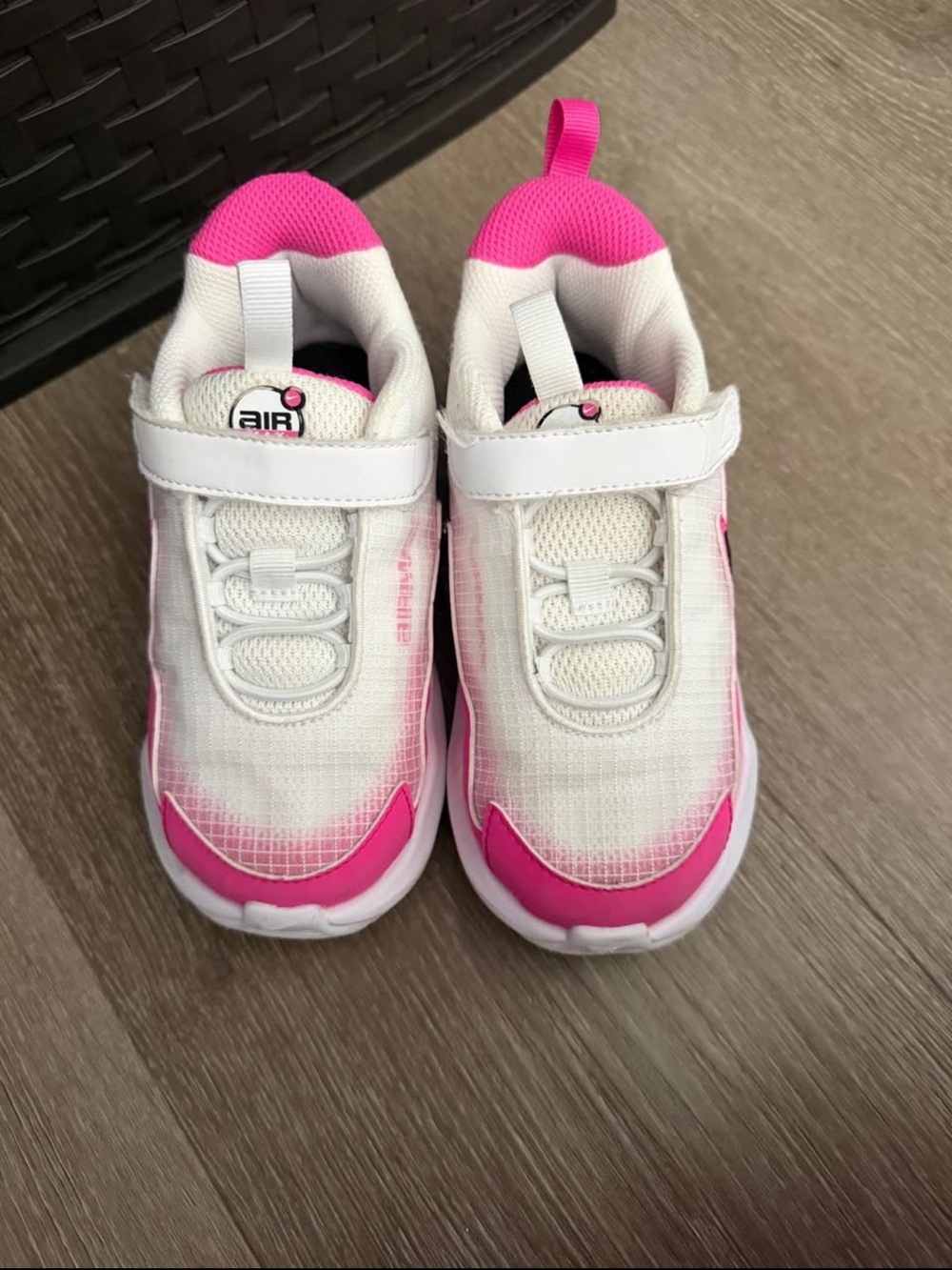 Girls Nike Sheos